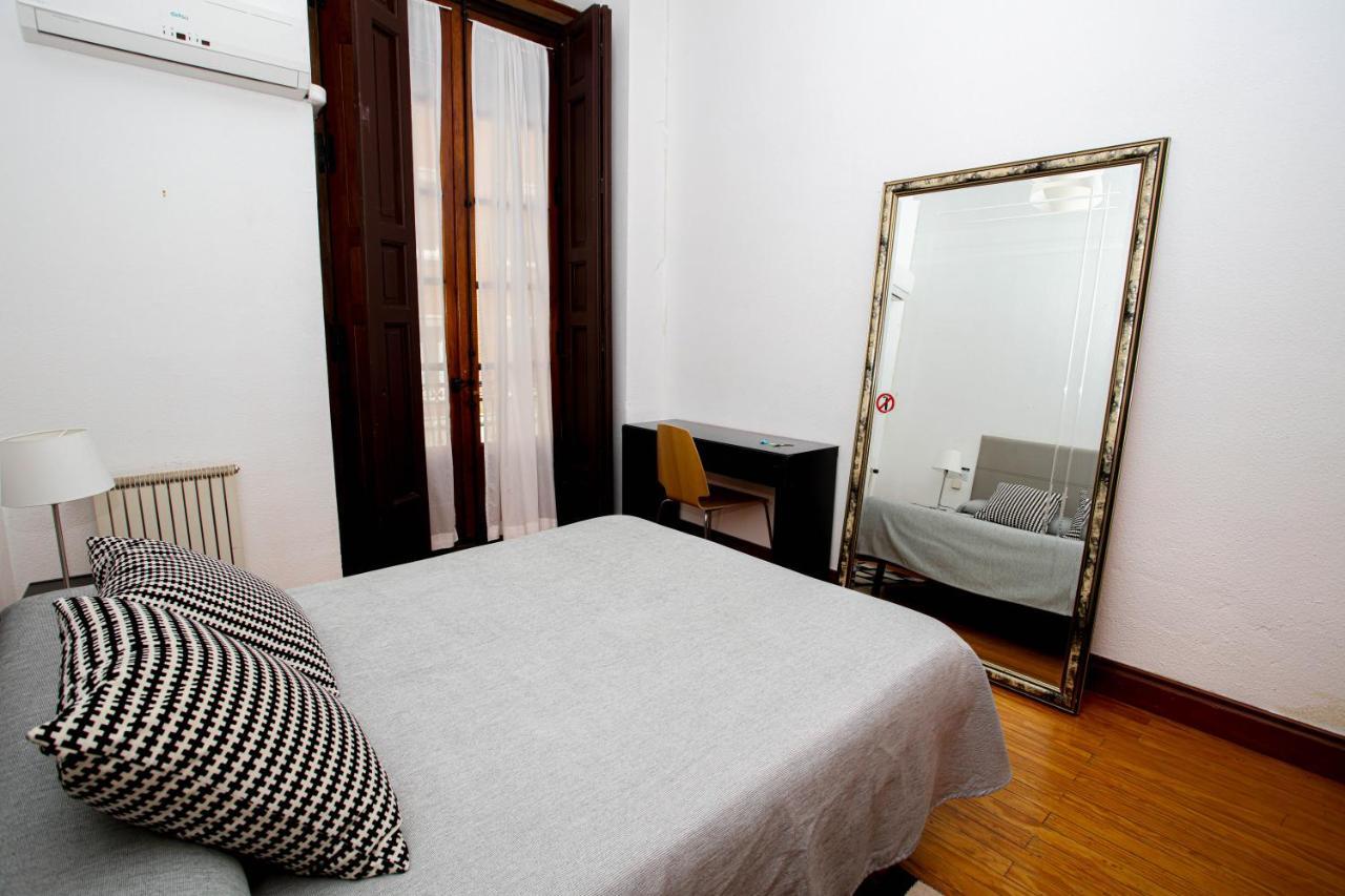 Apartamento LOFTS Puerta del SOL Madrid Exterior foto